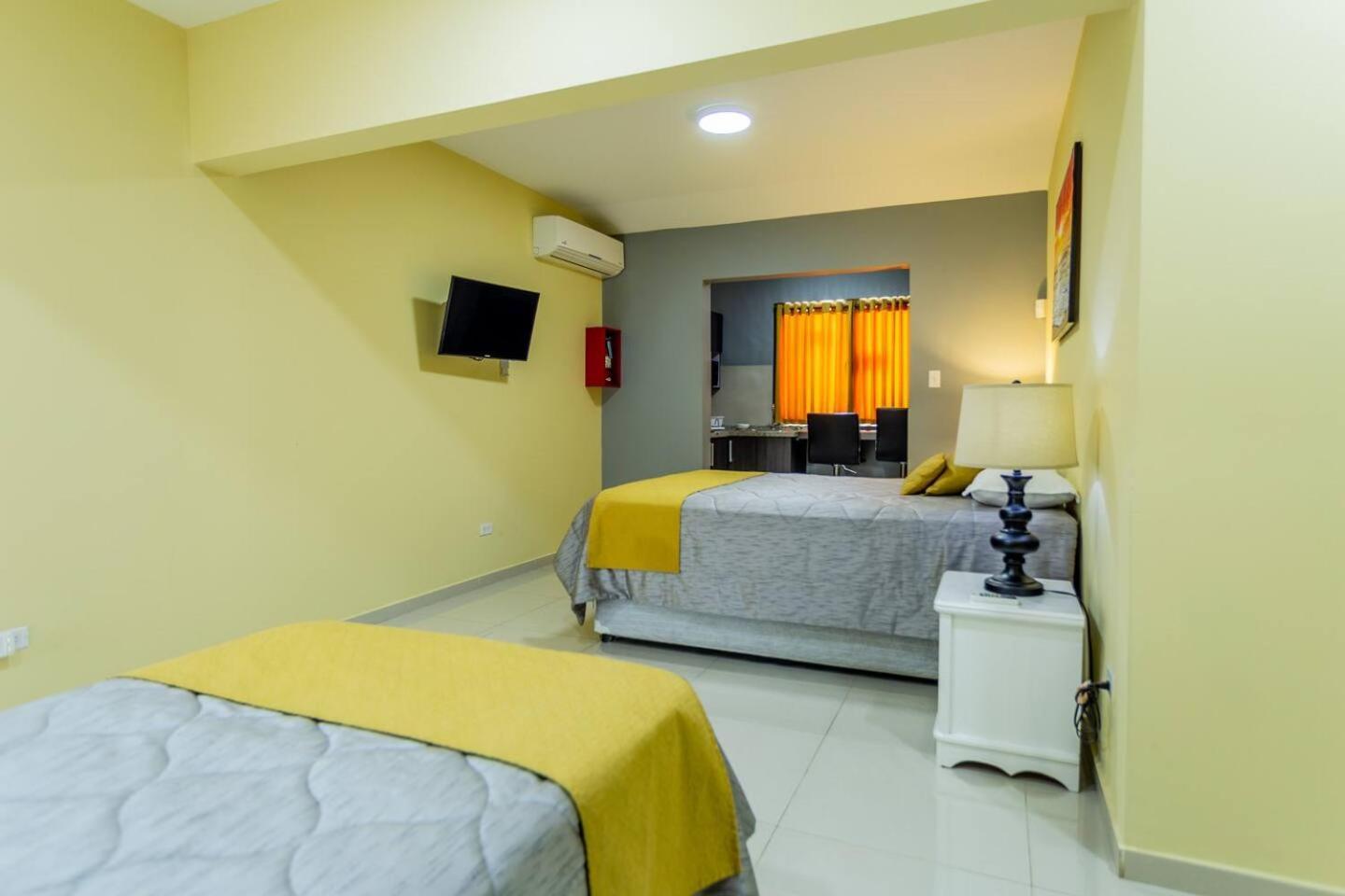 Juanedu Suites Oranjestad Ngoại thất bức ảnh