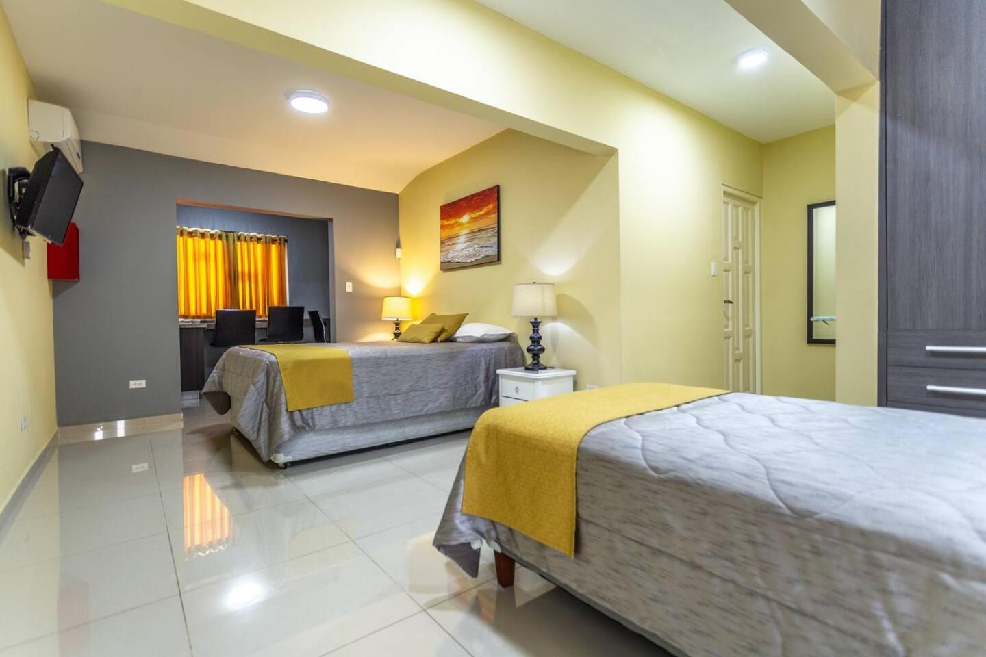 Juanedu Suites Oranjestad Ngoại thất bức ảnh